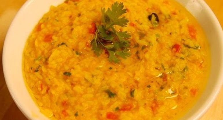 खिचड़ी खाने के ये तीन फायदे आपको चौंका देंगे