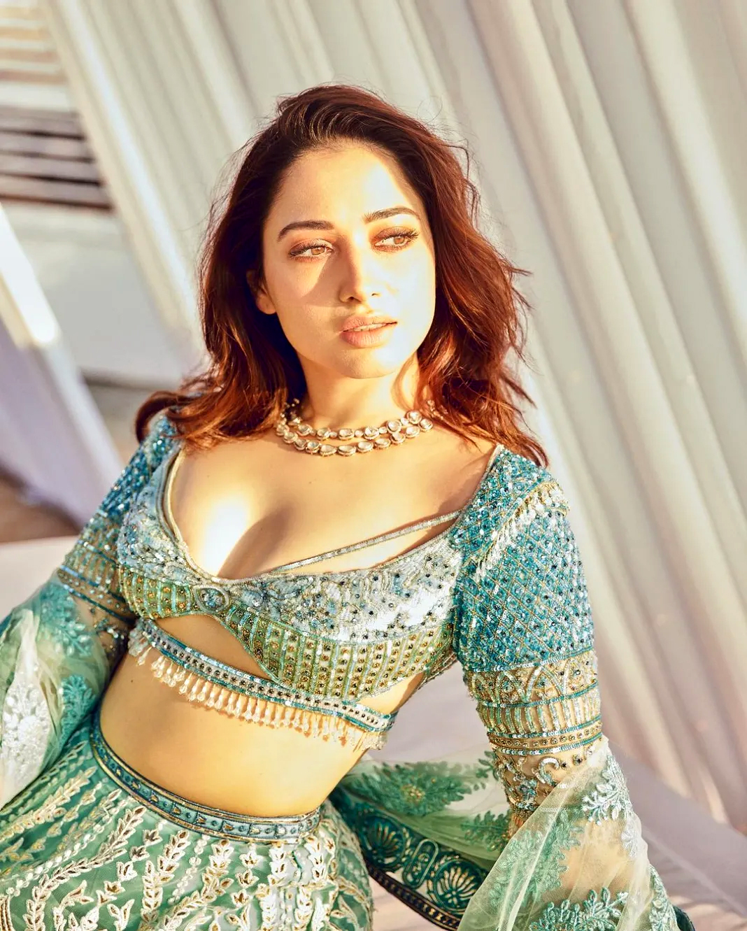 तमन्ना भाटिया का दिलकश अंदाज : Tamannaah Bhatia Photo