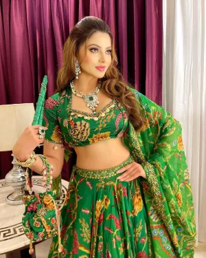 उर्वशी रौतेला ने लहंगे में बरपाया कहर : Urvashi Rautela Photo