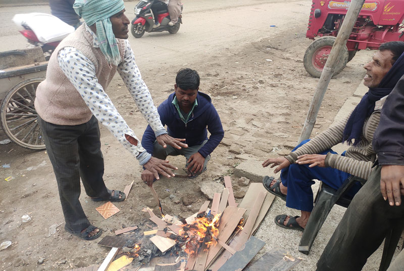 शीत लहर जमा देने वाली ठण्डI ठिठुरन ने 16 साल का रिकॉर्ड तोडा