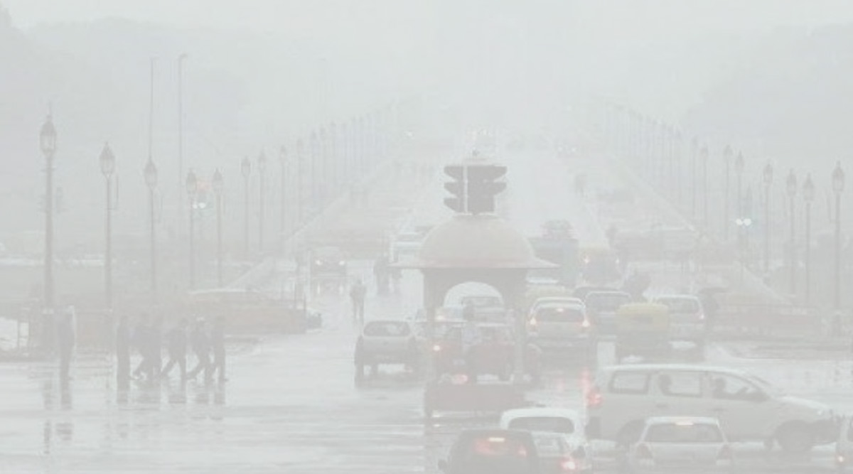 कोहरे की चादर में लिपटा दिल्ली एनसीआर