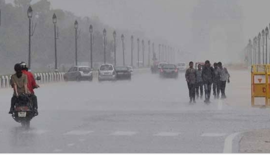 दिल्ली सहित 7 राज्यों में तेज हवाओं के साथ बारिश और ओले गिरने की संभावना