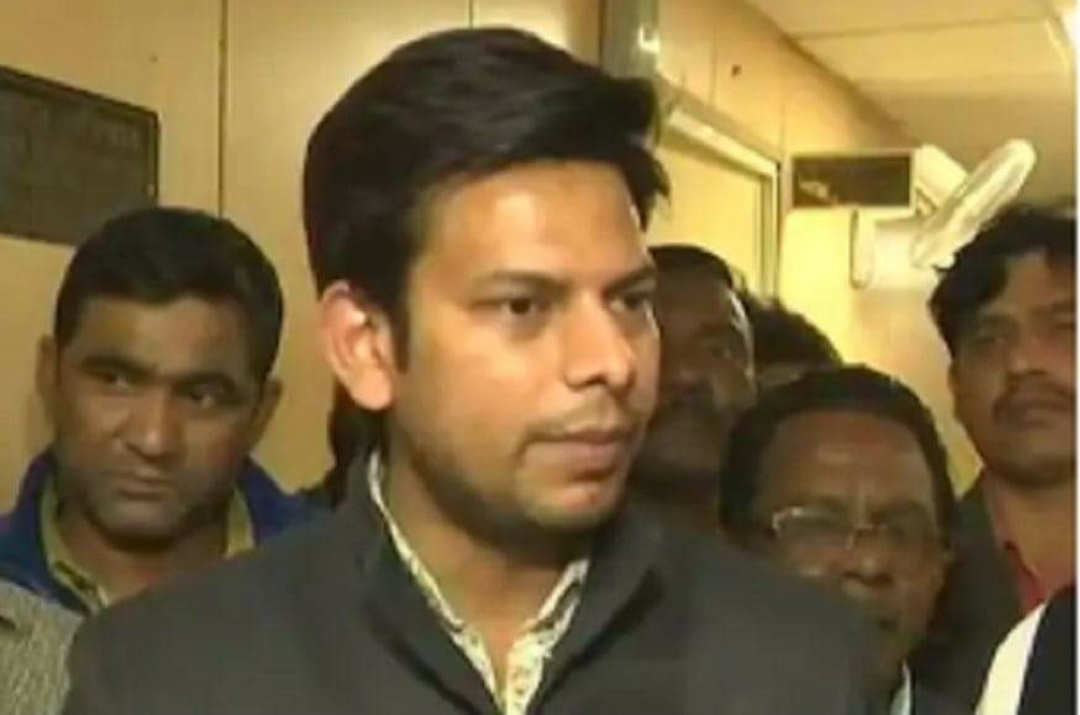 आप पार्टी से MLA जारवाल ने पानी टैंकर मालिकों से रिश्वत में लिए 60 लाख रुपये