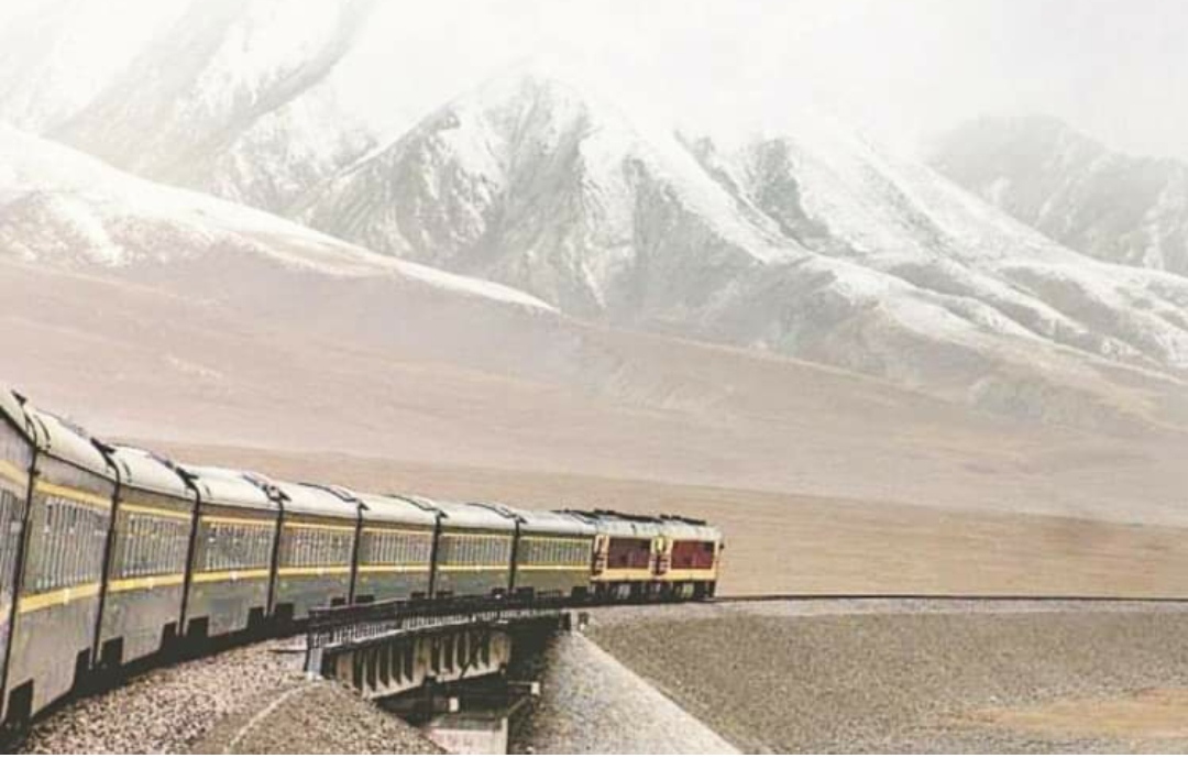 लद्दाख में चीन सीमा तक ब्रॉडग्रेज ट्रैक बिछा रहा रेलवे, बिलासपुर से काम शुरू