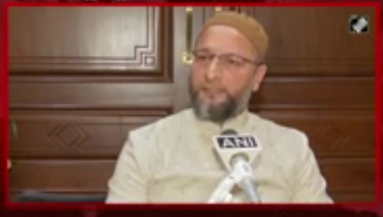 भूमि पूजन से पहले असदुद्दीन ओवैसी का ट्वीट- बाबरी जिंदा है