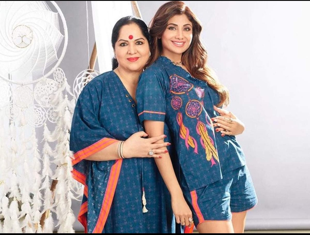 शिल्पा शेट्टी के परिवार के लिए बढ़ी मुश्किलें, अब मां सुनंदा ने दर्ज करवाया धोखाधड़ी का केस !