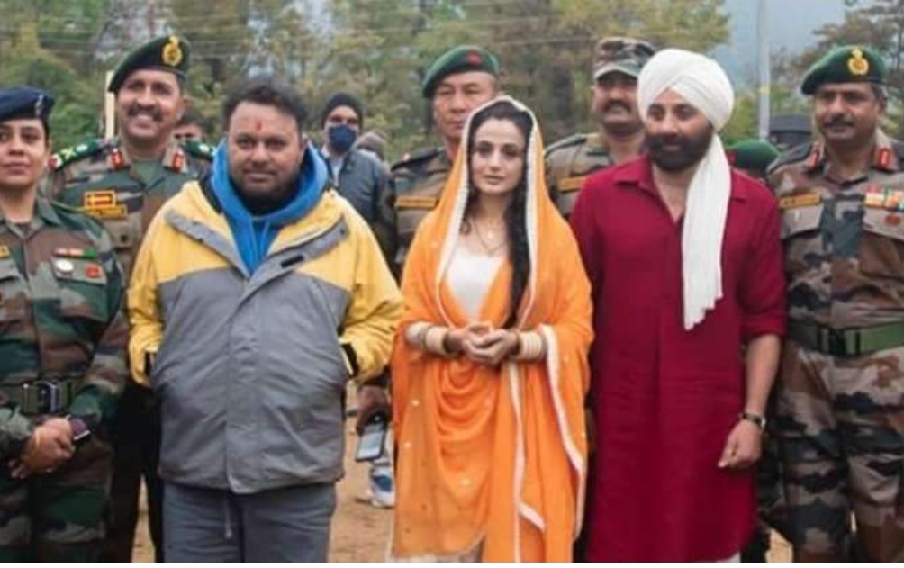 सनी देओल और अमीषा पटेल से शुरू की गदर 2 की शूटिंग, सामने आई तस्वीरें