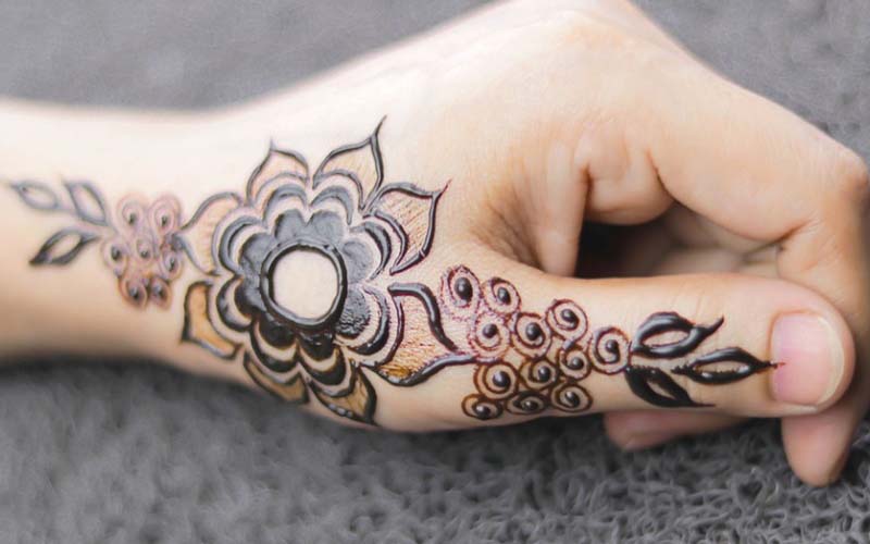 खूबसूरत मेहंदी डिजाइन